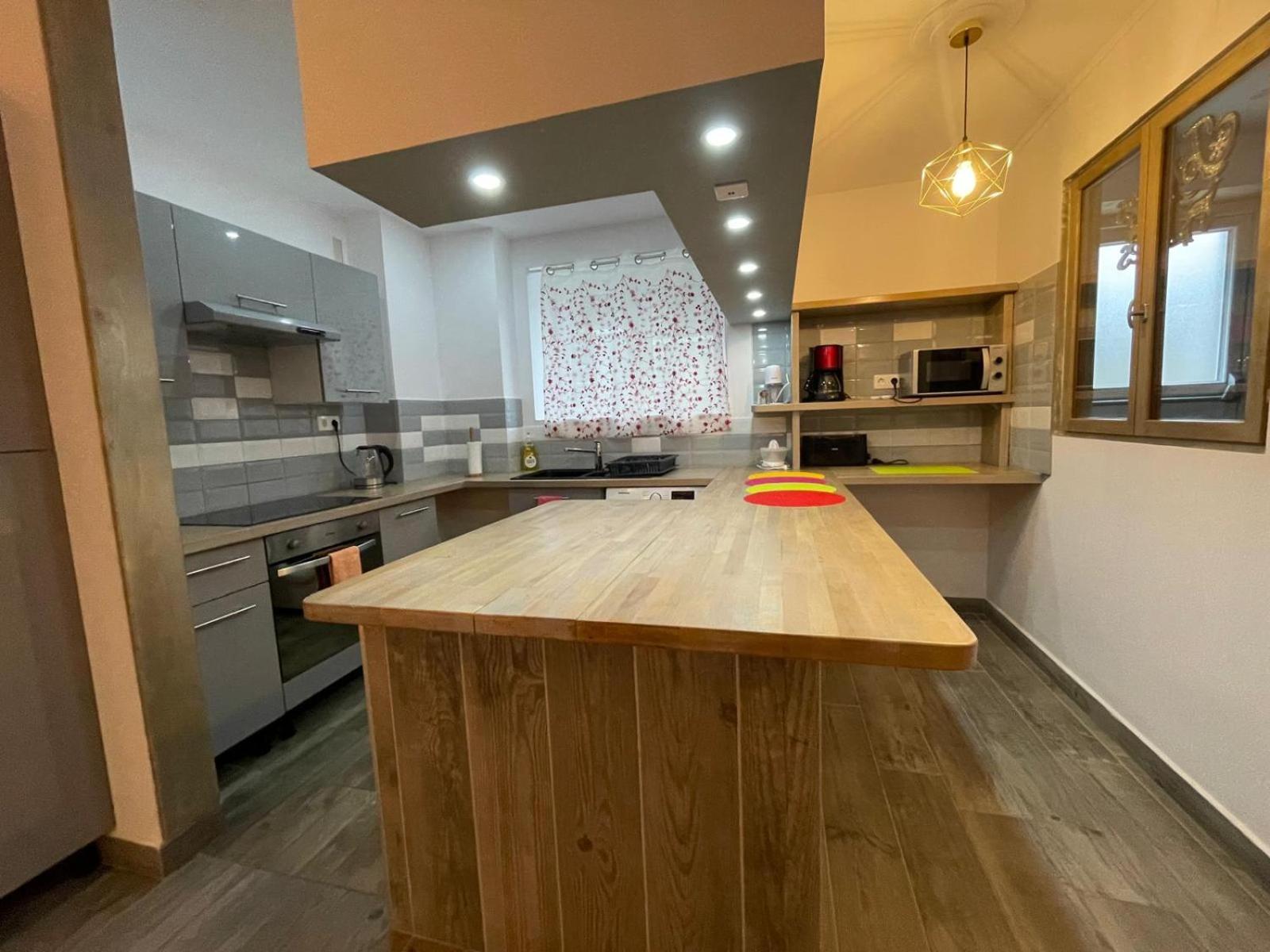 Appartement Proche Centre Parking Public Gratuit