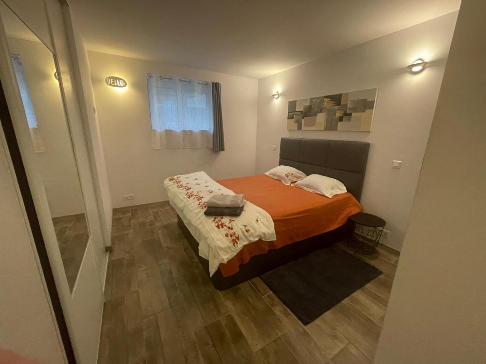 Appartement Proche Centre Parking Public Gratuit
